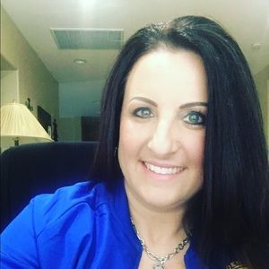 Meet your Posher, Tami